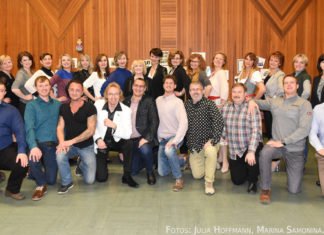 Auf den Spuren der Geschichte des Deutschen Kulturzentrums Karaganda Teilnehmer des Treffens.