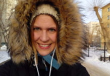 Daumen hoch für Kasachstan Julia Schulz in Pawlodar.