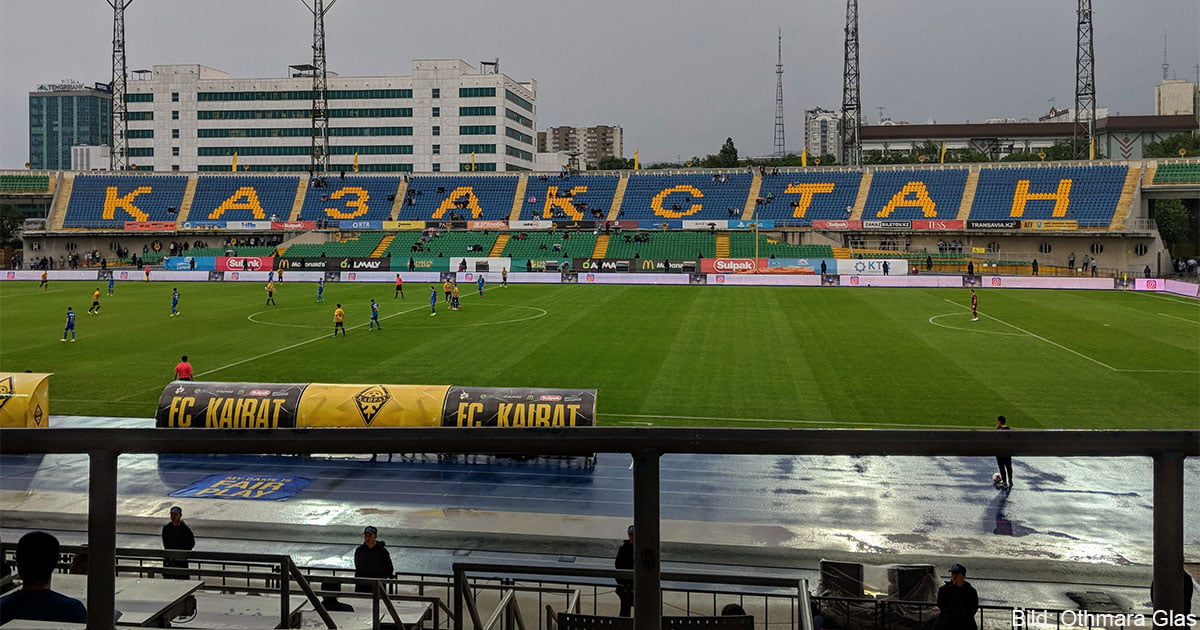 Zum ersten Mal im Stadion: Kairat Almaty spielte im heimischen Stadion gegen Ertis Pawlodar.