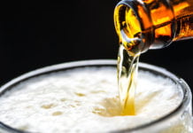 Hopfentee in der Apfelstadt Kaschisches Bier