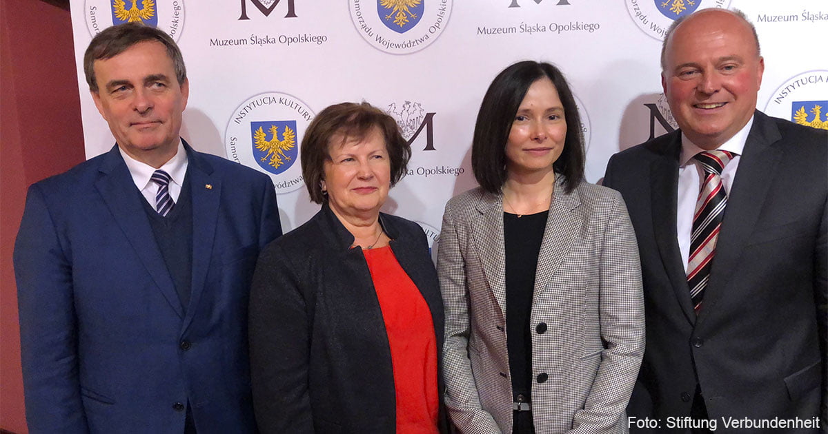 VdG-Vorsitzender Bernhard Gaida, Museumsdirektorin Urszula Zajaczkowska, Moderatorin Dr. Magdalena Lemańczyk, Buchautor Hartmut Koschyk.