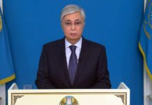 Tokajew stellt politische Reformen vor