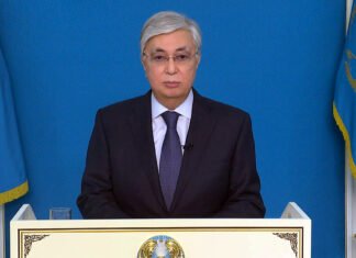 Tokajew stellt politische Reformen vor