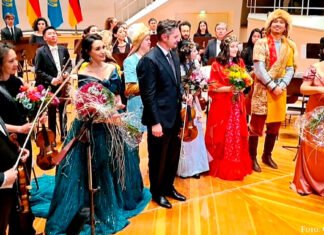 Festakt in der Berliner Philharmonie zum 30-jährigen deutsch-kasachischen Jubiläum