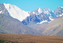 Eine Nacht im Zelt auf dem Hochplateau Assy