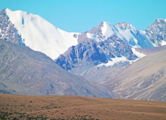 Eine Nacht im Zelt auf dem Hochplateau Assy
