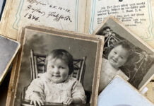 3. internationaler Fotowettbewerb: „Stumme Zeitzeugen – Erinnerungsstücke als materielles Kulturgut“ Buch und Bilder aus der Privatsammlung von Elisabeth Renz. Foto: BKDR, 2022.