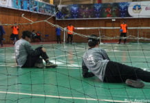 Kling, Glöckchen, klingelingeling: Erste Goalball-Meisterschaft in Almaty Goalball