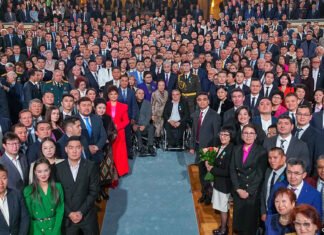 Tokajew besucht Almaty Tokajew besucht Almaty