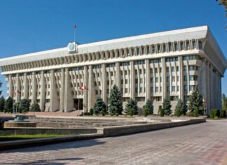 Kirgisistans Parlament stimmt für Gesetz über ausländische Vertreter