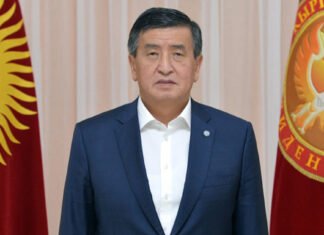 Scheenbekow tritt zurück