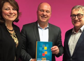 „Menschen brauchen eine Identität“ Hartmut Koschyk