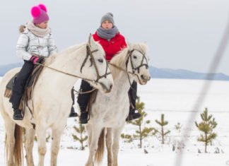 Träger zweier Kulturen und Sprachen Eins, Zwei, Drei
