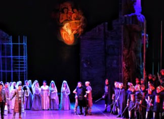 Opernbesucher aus der Hölle