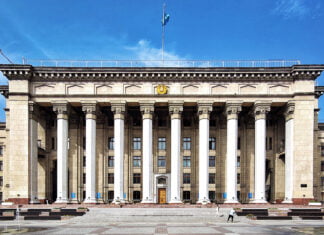 Das vielleicht letzte stalinistische Gebäude der Sowjetunion