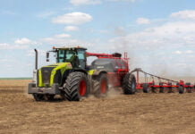 Neuer Investitionsvertrag für CLAAS und HORSCH