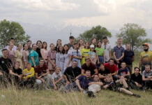 Mit der Bibel in der Hand und mit Gott im Herzen