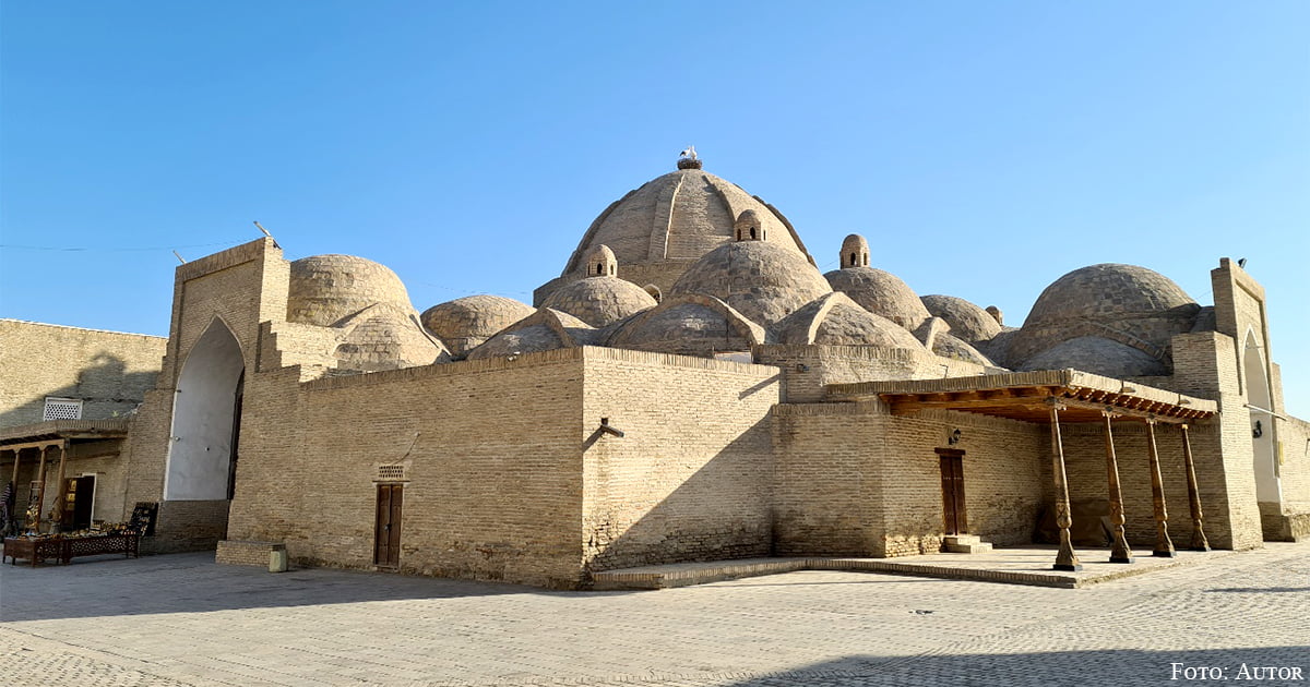 Bukhara - Die Kuppeln der alten Basare