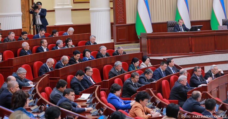 Verfassungsreferendum in Usbekistan für 30. April vorgesehen