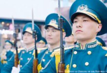 Kasachstan feiert den Vaterlandsverteidiger