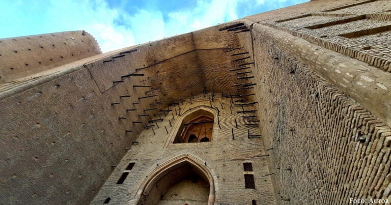Das Mausoleum von Hodscha Ahmad Yasawi – ein Meisterwerk timuridischer Baukunst