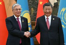 Tokajew trifft Xi am Rande von Seidenstraßen-Forum