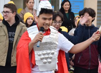 Sankt Martin: Er teilte den Mantel inmitten entzwei