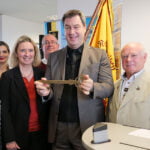 Sylvia Stierstorfer (Bay. Aussiedlerbeauftragte), Kerstin Schreyer (Bay. Sozialministerin), Dr. Markus Söder (Bay. Ministerpräsident), Ewald Oster (Vorsitzender BKDR), Waldemar Eisenbraun (Geschäftsleiter BKDR)