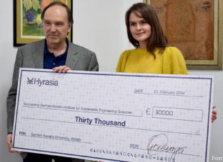 Svevind Energy Group übergibt 30.000 Euro an DKU