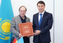 Gespräche über Deutsch-Kasachische Agraruniversität in Turkestan