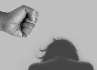 Proteste in Berlin gegen häusliche Gewalt in Kasachstan