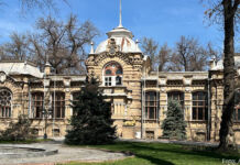 Der „Kleine Peterhof“ in Taschkent