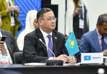 Kasachstans Außenminister bei BRICS-Treffen