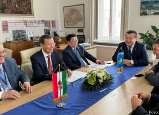 Kasachische Delegation in Ungarn: Kooperation im Wahlwesen gestärkt