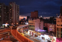 Ürümqi: Von Kasachstan ins chinesische Abenteuerland