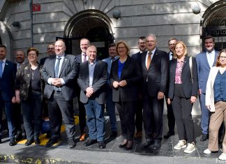 Besuch der Bundesratspräsidentin Rehlinger an der Deutsch-Kasachischen Universität in Almaty
