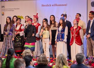 Kasachstan im Scheinwerferlicht: Ein Abend der Vielfalt im Deutschen Bundestag