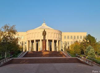 Der weiße Palast in Taschkent – Das Islam Karimow Museum