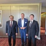 47_Austausch auf hoher Ebene_01