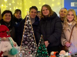 Der erste Weihnachtsmarkt auf dem Gelände des Deutschen Generalkonsulats in Almaty: Ein Fest voller Zimt- und Glühweinduft