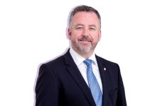 Dr. Bernd Fabritius: „Ich möchte die junge Generation ermutigen, für ihre Identität einzustehen“