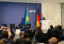 Rohstoffe, Risiken, Rendite: Frankfurt diskutiert Ausbau des Kasachstangeschäfts