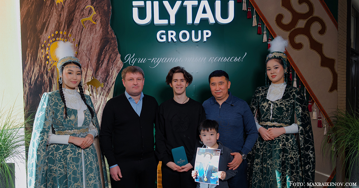 09_Немецкий предприниматель чествует олимпийского чемпиона Михаила Шайдорова-03