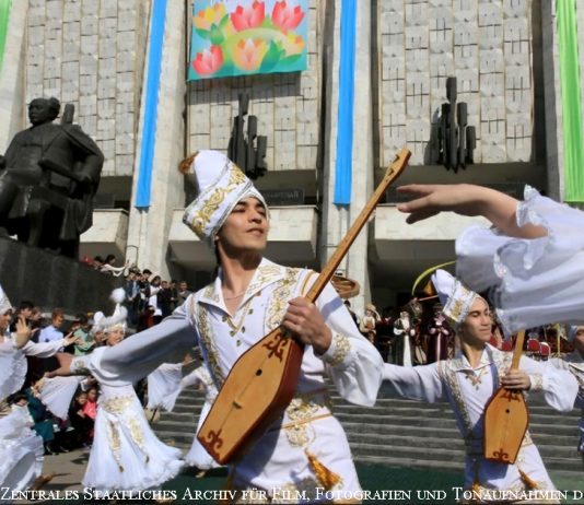 Nauryz: Vom Verbot zum nationalen Symbol der Erneuerung