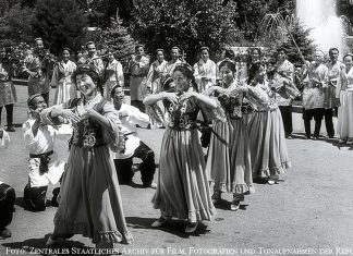 Die Welt der Uiguren: Häuser, Gärten und große Musiktraditionen