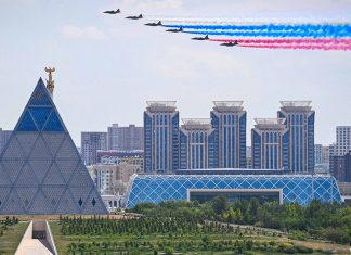 Putin zu Gesprächen in Kasachstan