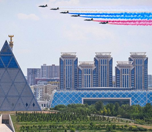 Putin zu Gesprächen in Kasachstan
