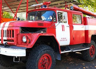Feuerwehrfahrzeuge aus Sowjetzeit gegen Waldbrände in Bulgarien