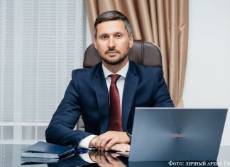 Yevgeniy Bolgert ist Parlamentsabgeordneter im Kurultai Kasachstans