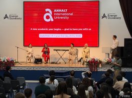 Anhalt International University startet neues akademisches Jahr in Almaty